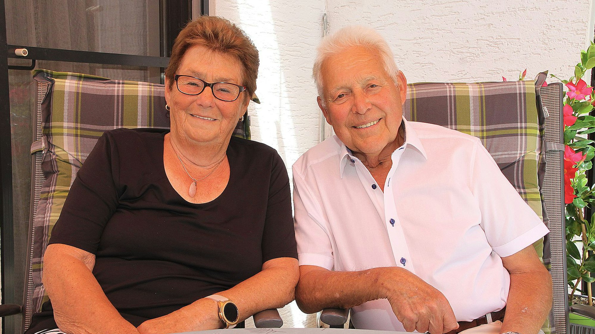 Das Bild zeigt Ursula und Manfred Heel.