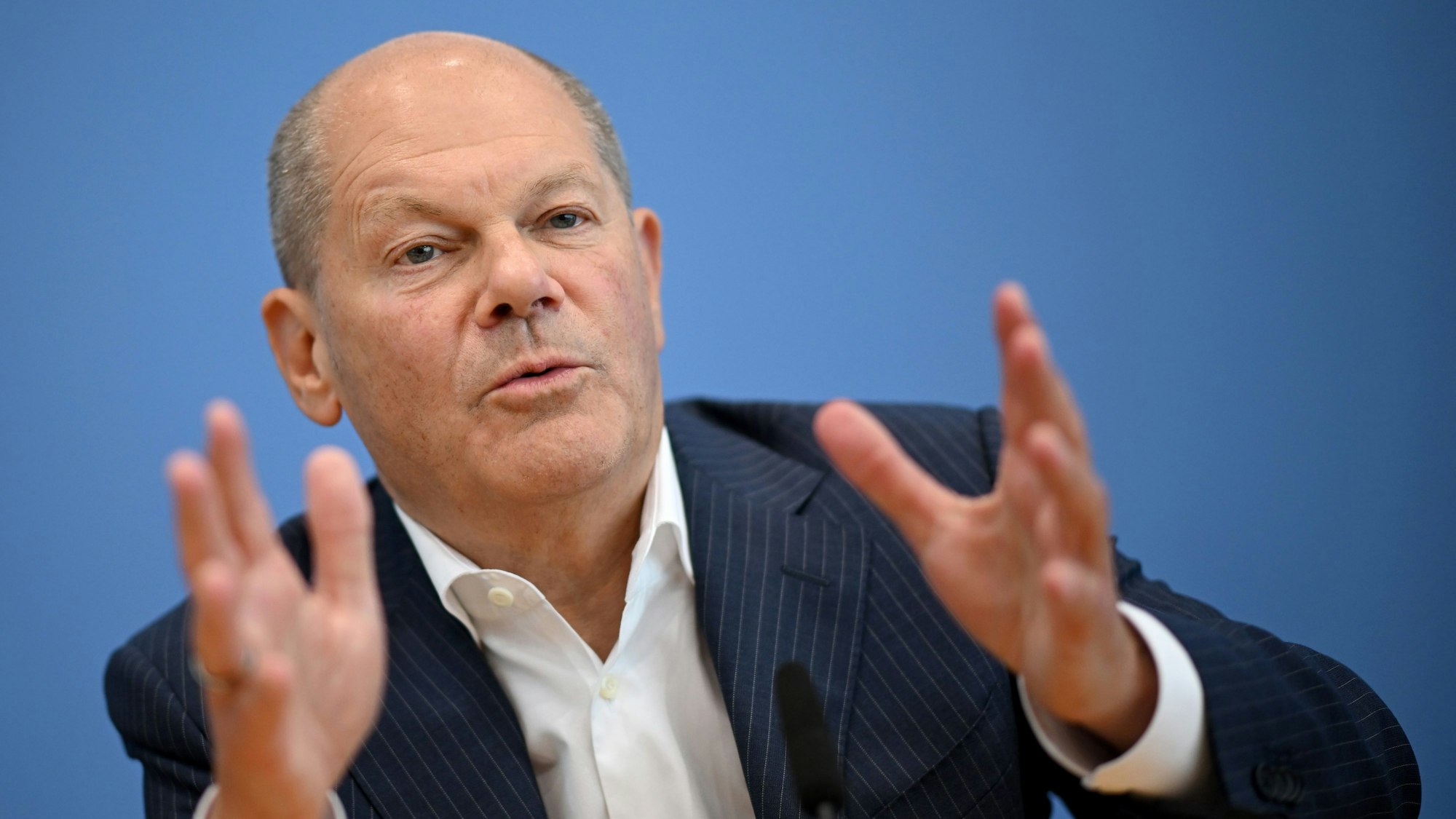 Bundeskanzler Olaf Scholz bei seiner Sommer-Pressekonferenz.