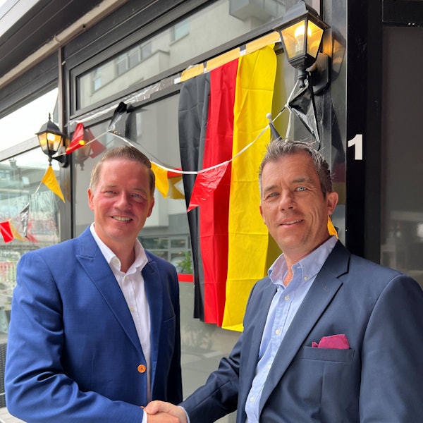 Zu sehen sind Gregor Golland und Georg Frey.