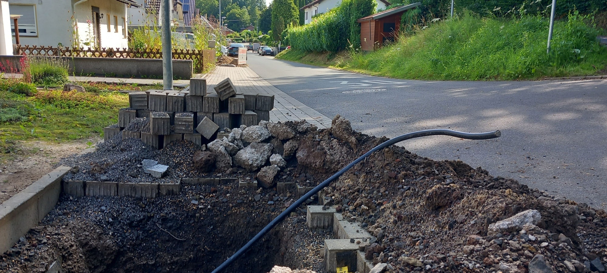 Probleme beim Glasfaserausbau in Wachtberg-Pech.