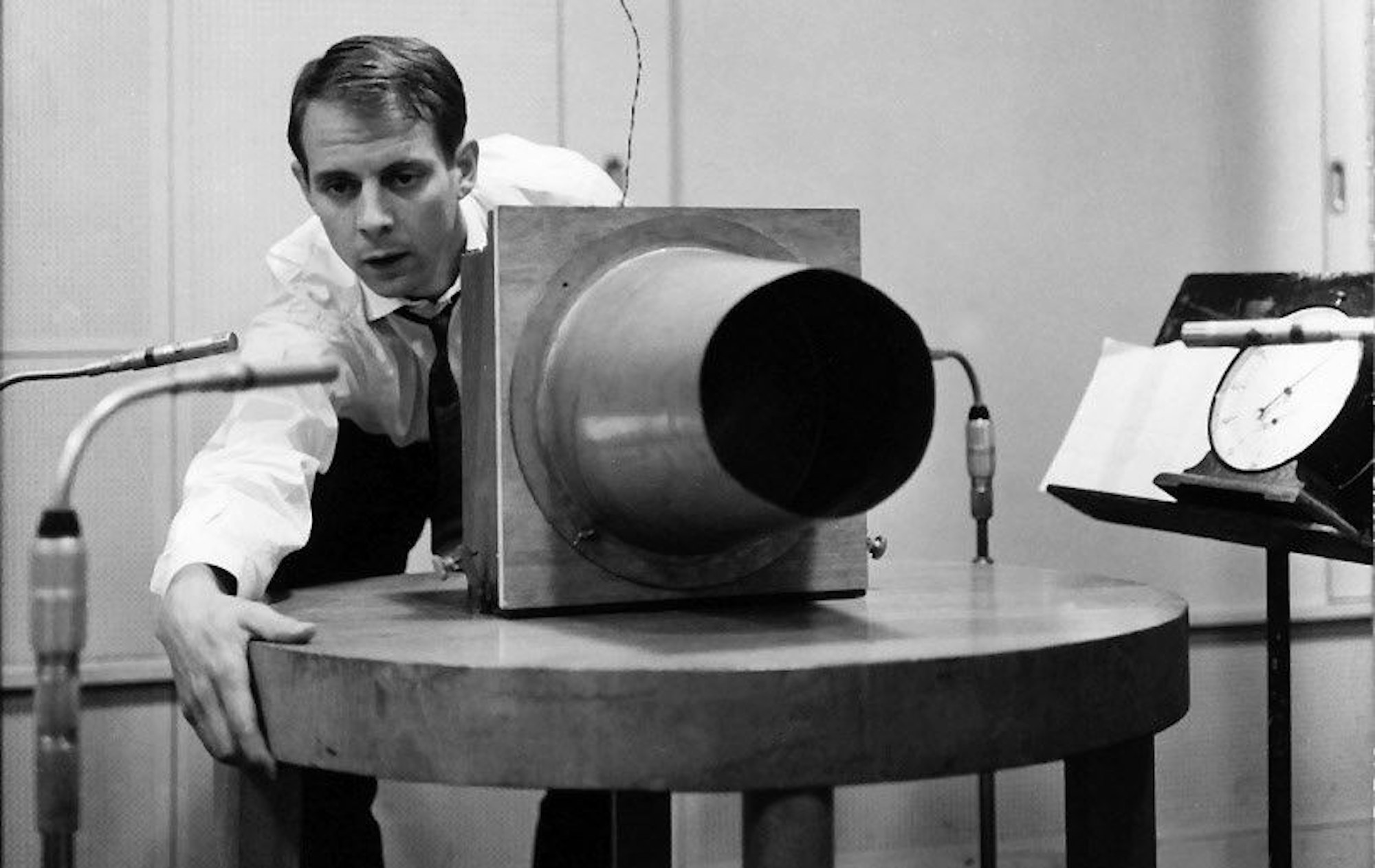 Karlheinz Stockhausen am Rotationstisch