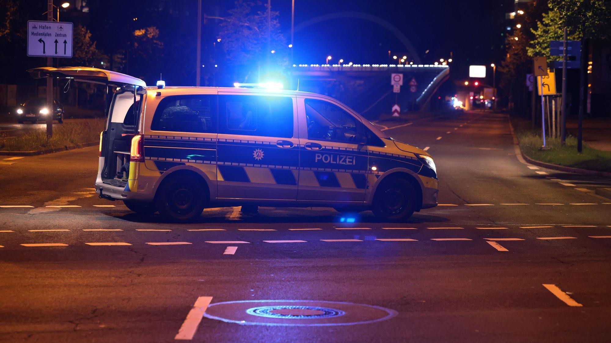 Betrunkene Autofahrerin von Polizei gestoppt (Symbolfoto)