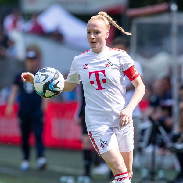 GOOGLE PIXEL Frauen-Bundesliga: 1. FC Köln - Eintracht Frankfurt, 20.05.2024 Anna Gerhardt 1. FC Köln, 21. GOOGLE PIXEL Frauen-Bundesliga, 1. FC Köln - Eintracht Frankfurt, 22. Spieltag, am 20.05.2024, Franz-Kremer-Stadion, Köln DFL regulations prohibit any use of photographs as image sequences and/or quasi-video *** GOOGLE PIXEL Frauen Bundesliga 1 FC Köln Eintracht Frankfurt, 20 05 2024 Anna Gerhardt 1 FC Köln, 21 GOOGLE PIXEL Frauen Bundesliga, 1 FC Köln Eintracht Frankfurt, 22 Spieltag, am 20 05 2024, Franz Kremer Stadion, Köln DFL regulations prohibit any use of photographs as image sequences and or quasi video Copyright: xBEAUTIFULxSPORTS/Meuselx