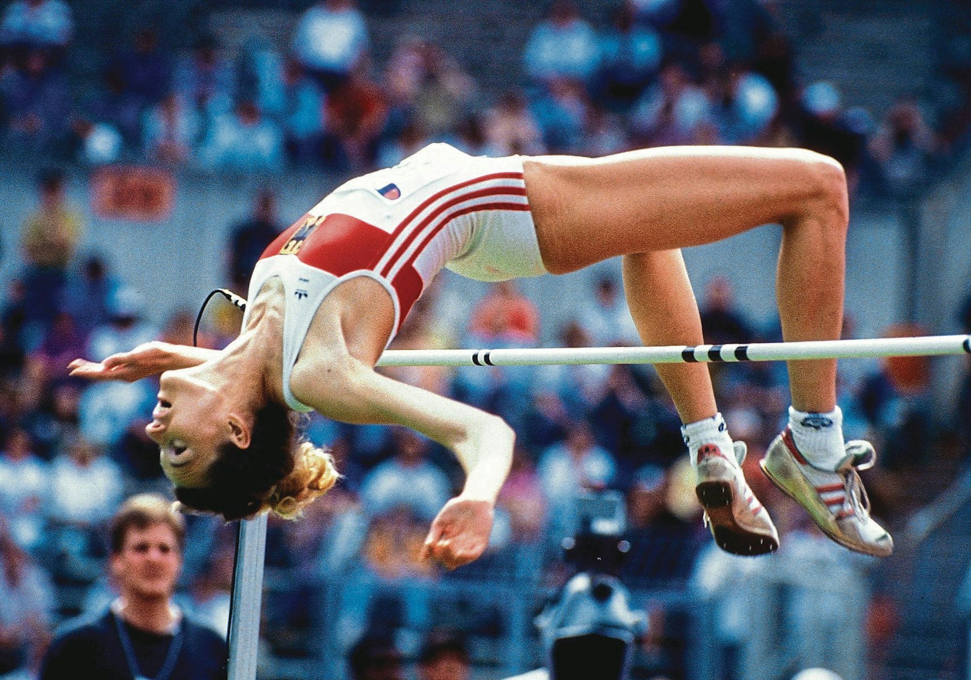 Das Bild zeigt Hochspringerin Heike Henkel, heute Meier-Henkel, aus Pulheim.