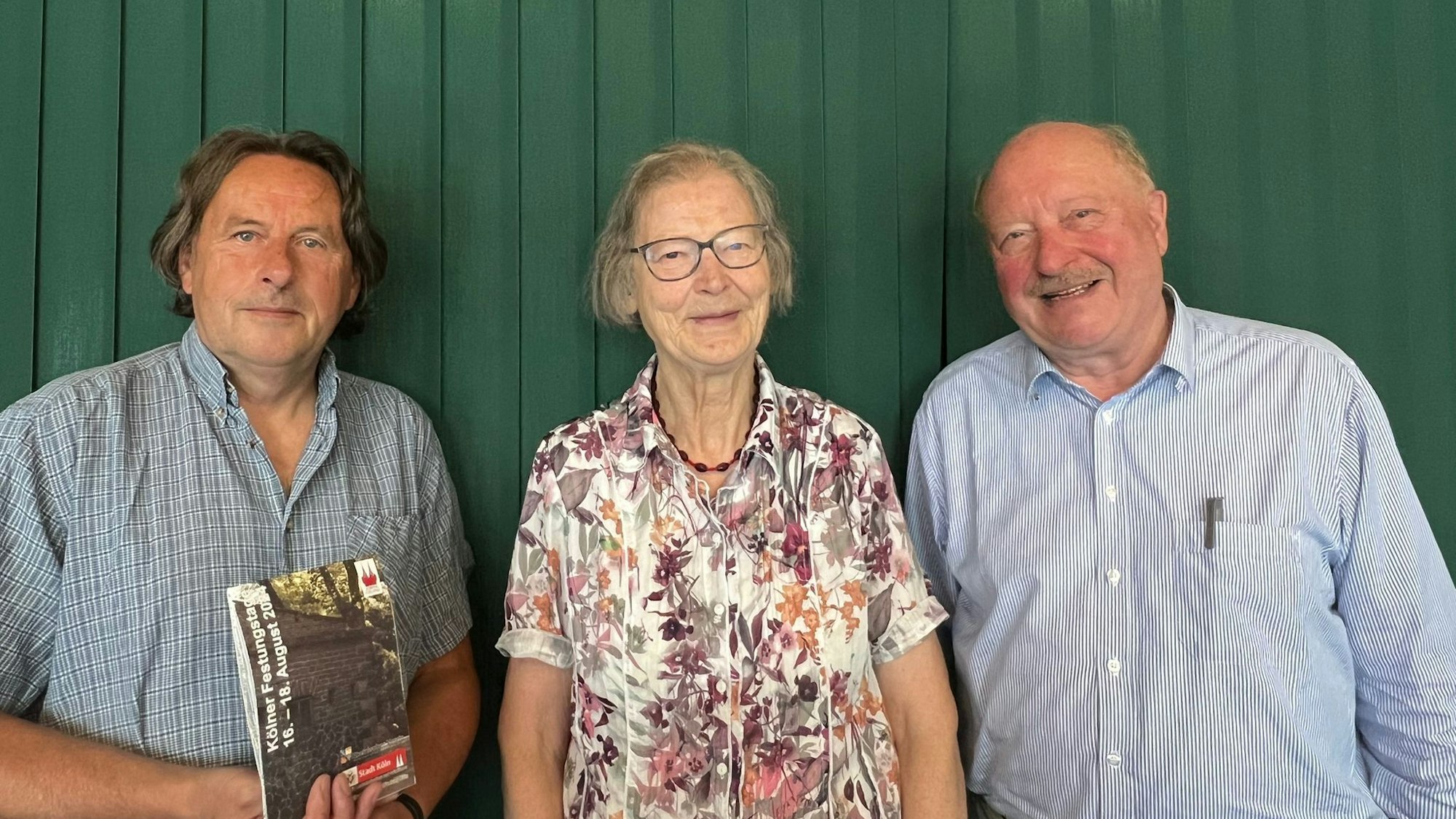 Roland Schüler (l.), Dr. Henriette Meynen (m.) und Konrad Adenauer (r.)
