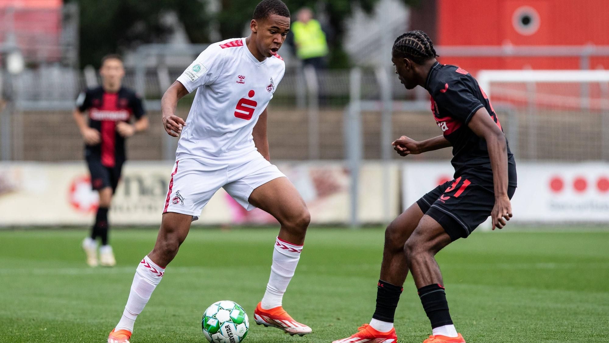 FVM-Pokal Finale A-Junioren 2024: Bayer 04 Leverkusen - 1.FC Köln 15.05.2024 Youssoupha Niang 1.FC Köln U19, 9, Madi Nonamay Bayer 04 Leverkusen, 31 FVM-Pokal Finale A-Junioren 2024: Bayer 04 Leverkusen - 1.FC Köln Rasenplatz am Ulrich-Haberland-Stadion, Leverkusen 15.05.2024 *** FVM Cup Final A Juniors 2024 Bayer 04 Leverkusen 1 FC Köln 15 05 2024 Youssoupha Niang 1 FC Köln U19, 9 , Madi Nonamay Bayer 04 Leverkusen, 31 FVM Cup Final A Juniors 2024 Bayer 04 Leverkusen 1 FC Köln Lawn at Ulrich Haberland Stadium, Leverkusen 15 05 2024 Copyright: xBEAUTIFULxSPORTS/Buriakovx