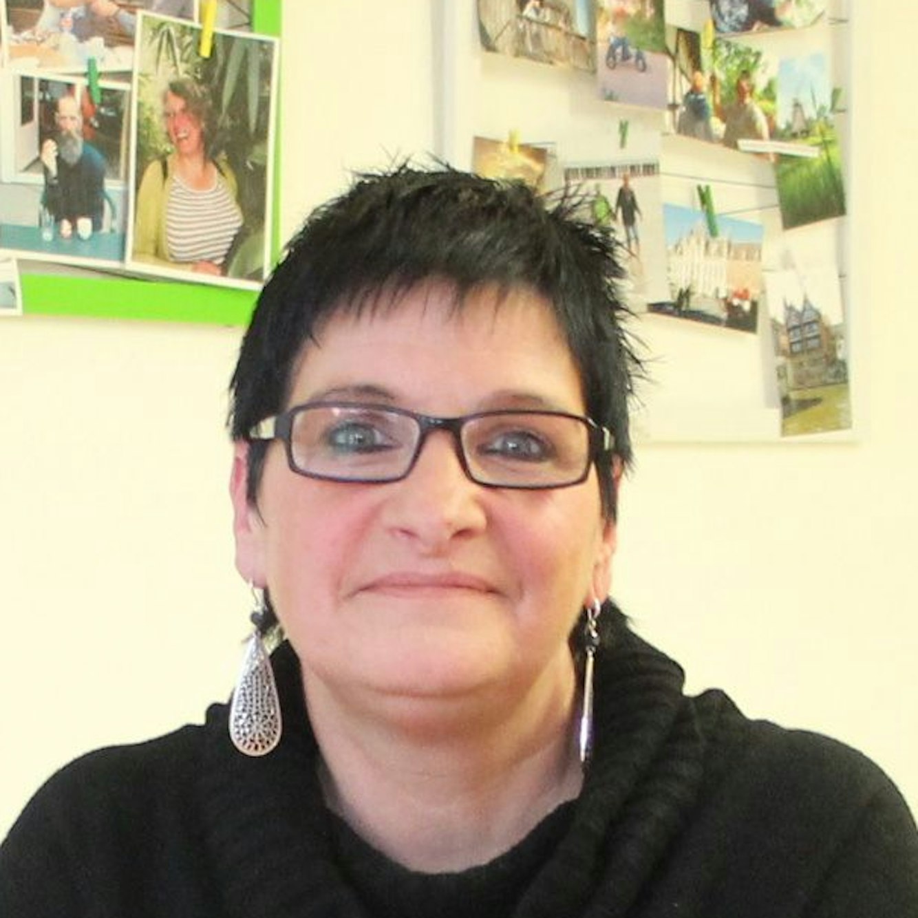 V.l.: AWO-Hausleiterin Angela Wittek, Betriebsleiterin Katja Ruiters und Kreisvorsitzender Heinz-Willi Schäfer