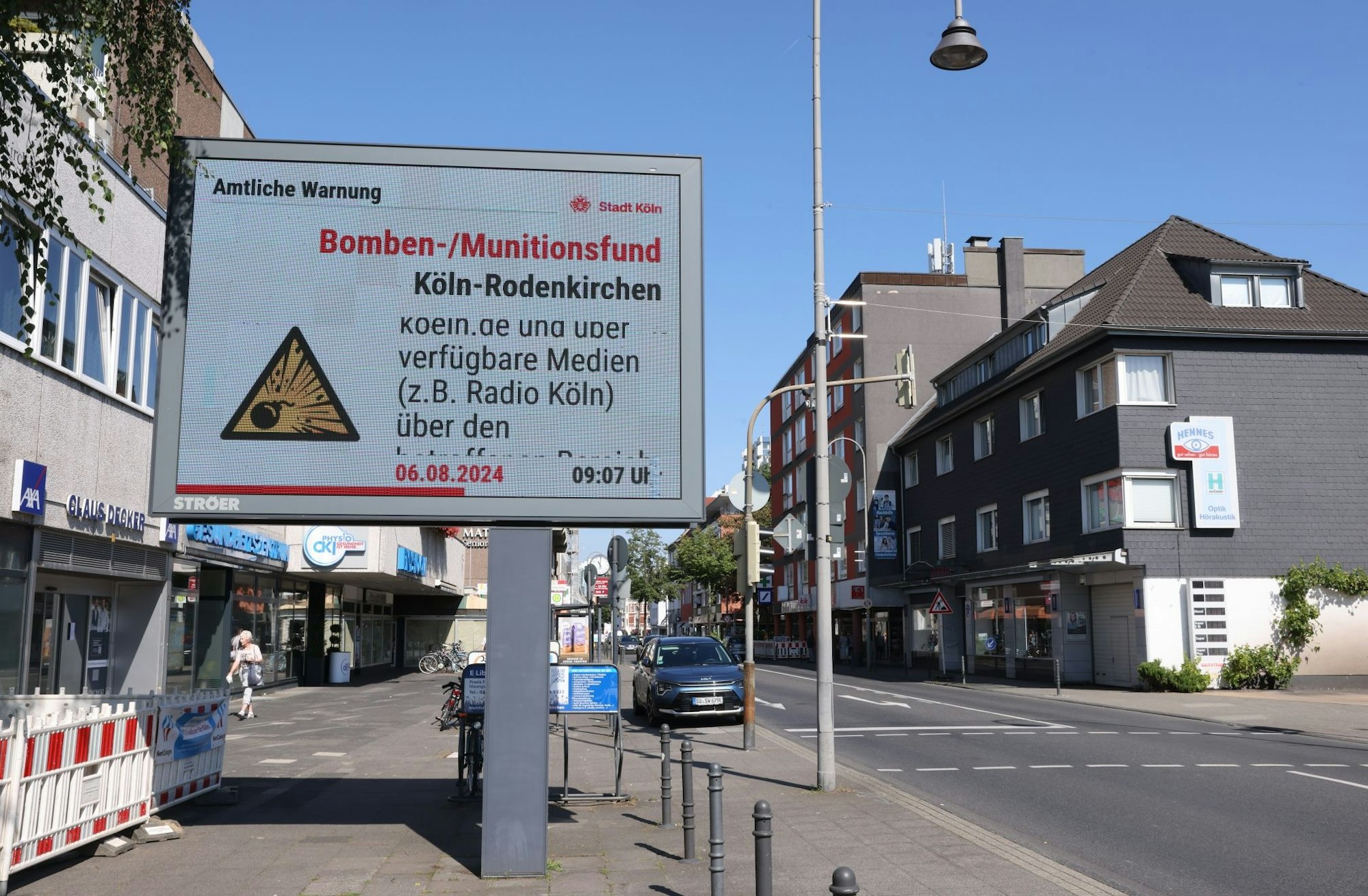 Am Dienstag mussten Anwohner nach einem Bombenfund in Köln-Rodenkirchen evakuiert werden.