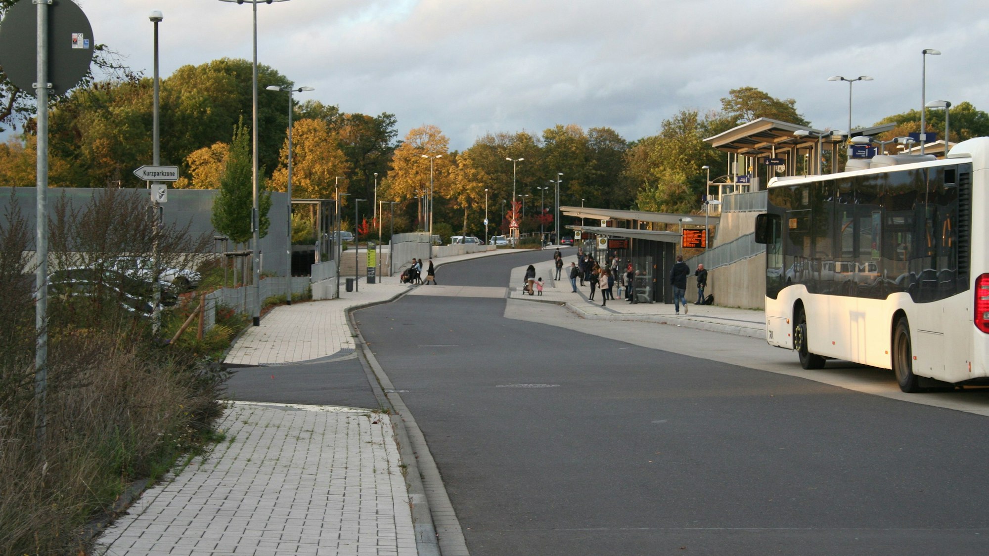 Auf dem Foto ist der Bahnhof in Erftstadt-Liblar zu sehen.