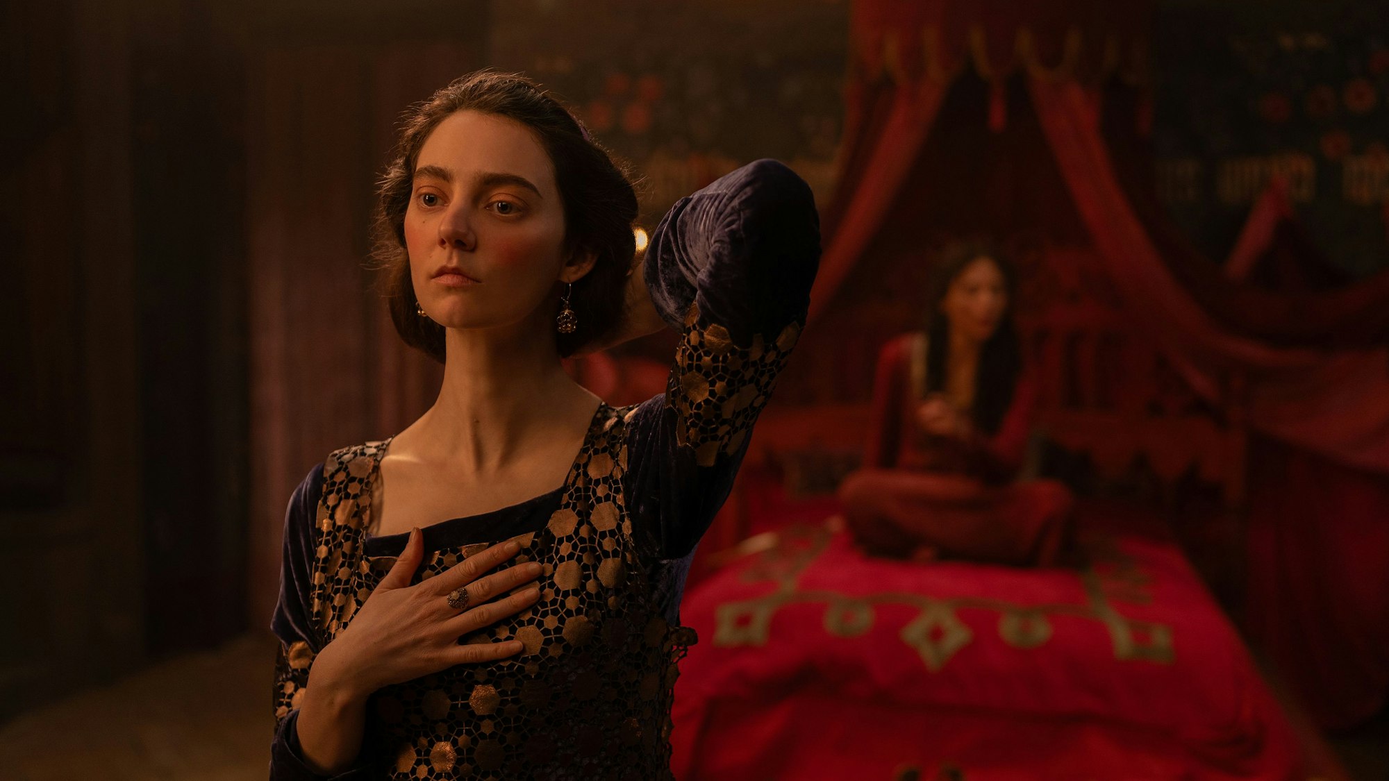 Licisca (Tanya Reynolds) und Filomena (Jessica Plummer) haben nicht ganz freiwillig die Rollen getauscht.