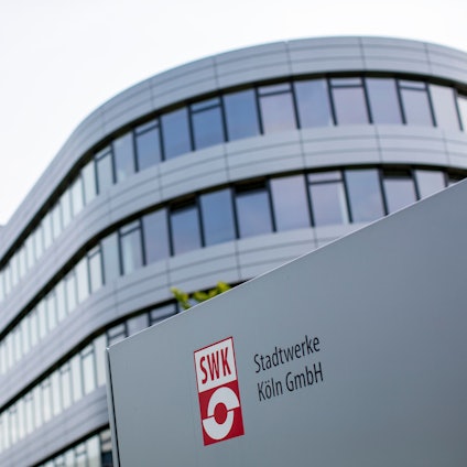 Blick auf das Bürogebäude der Stadtwerke Köln