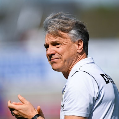 Horst Steffen (55) an der Seitenlinie der SV Elversberg