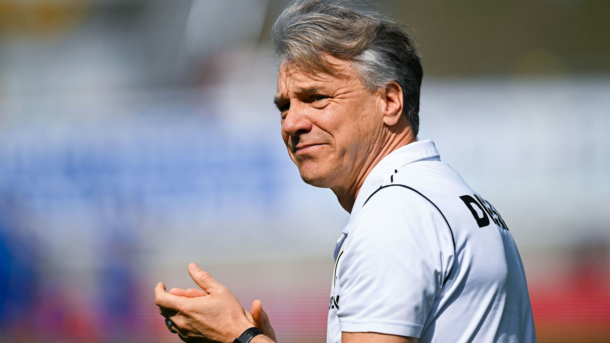 Horst Steffen (55) an der Seitenlinie der SV Elversberg