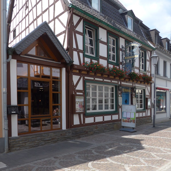 Einladend präsentiert sich die Eifelstube in Ahrweiler