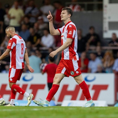 Regionalliga West Fortuna Köln - 1. FC Düren, 09.08.2024 Marvin Mika Fortuna Köln, 11 jubelt nach seinem Tor. Regionalliga West, Fortuna Köln - 1. FC Düren, 3. Spieltag, am 09.08.2024, Südstadion, Köln *** Regionalliga West Fortuna Köln 1 FC Düren, 09 08 2024 Marvin Mika Fortuna Köln, 11 cheers after his goal Regionalliga West, Fortuna Köln 1 FC Düren, Matchday 3, on 09 08 2024, Südstadion, Cologne Copyright: xBEAUTIFULxSPORTS/Meuselx