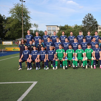 Mannschaftsfoto der Fußballer des SSV Nümbrecht.