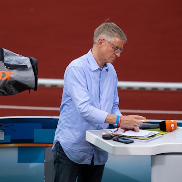 ZDF Moderator Norbert König moderiert eine TV-Übertragung. (Archivbild)