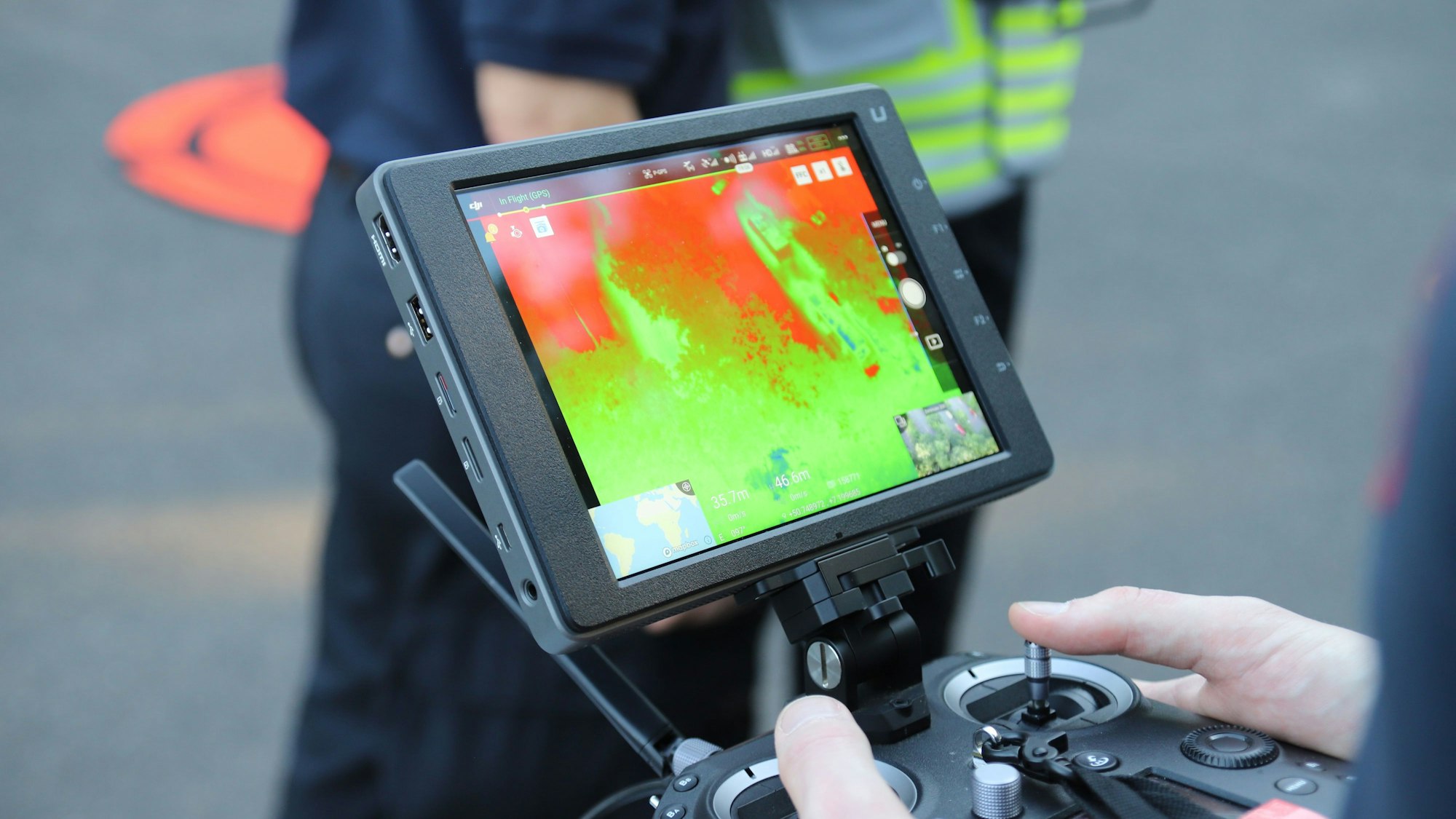 Die Sankt Augustiner Feuerwehr setzt ihre Drohnen unter anderem zur Überwachung der Wälder bei hoher Waldbrandgefahr ein.