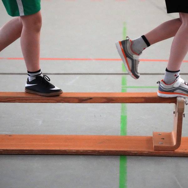 Schüler im Sportunterricht