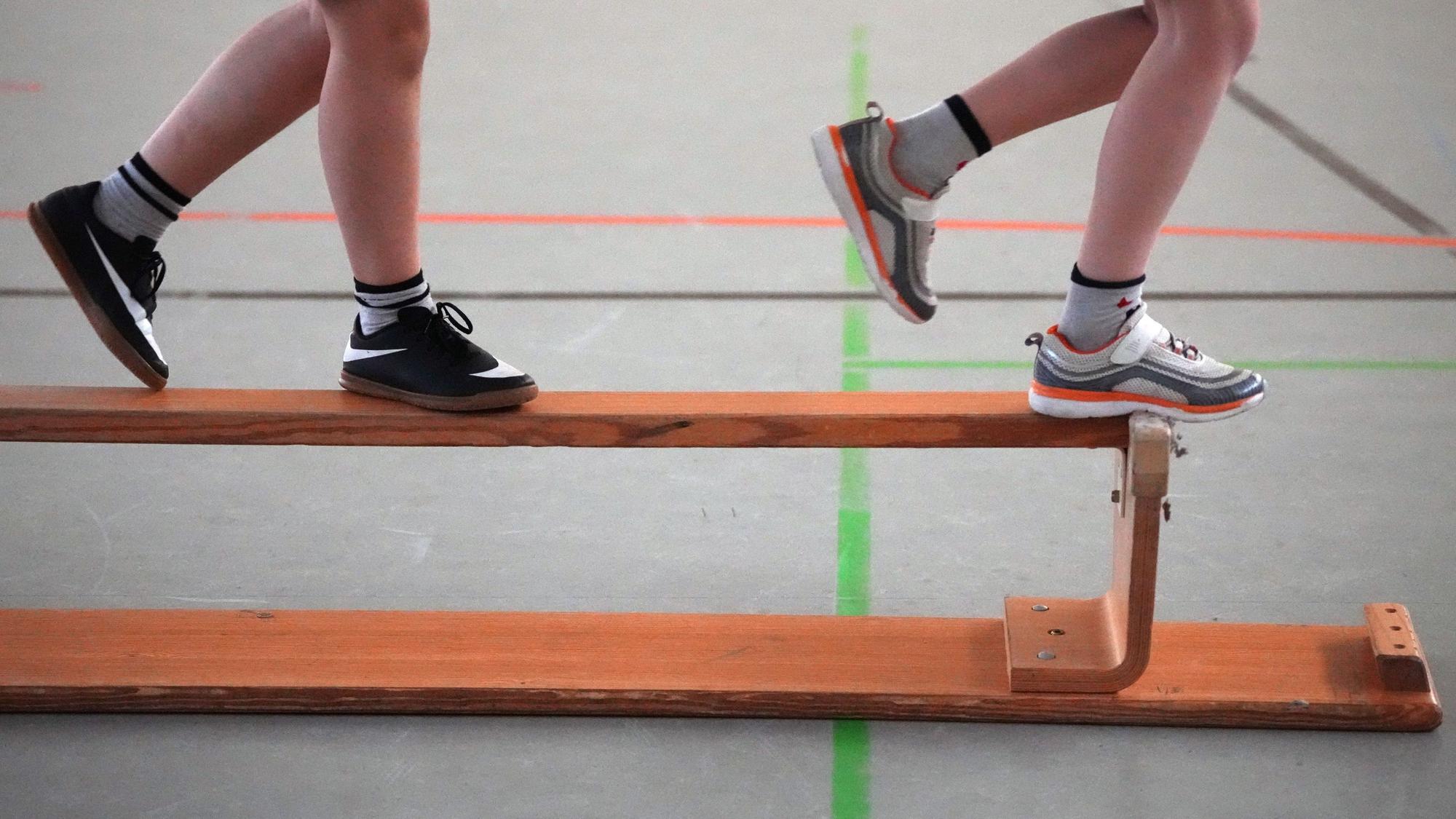 Schüler im Sportunterricht