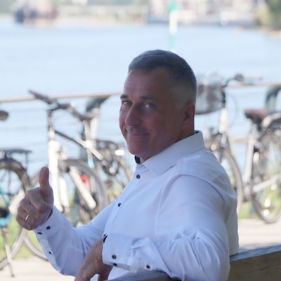 Auf dem Foto ist Wesselings Bürgermeister Ralph Manzke zu sehen.