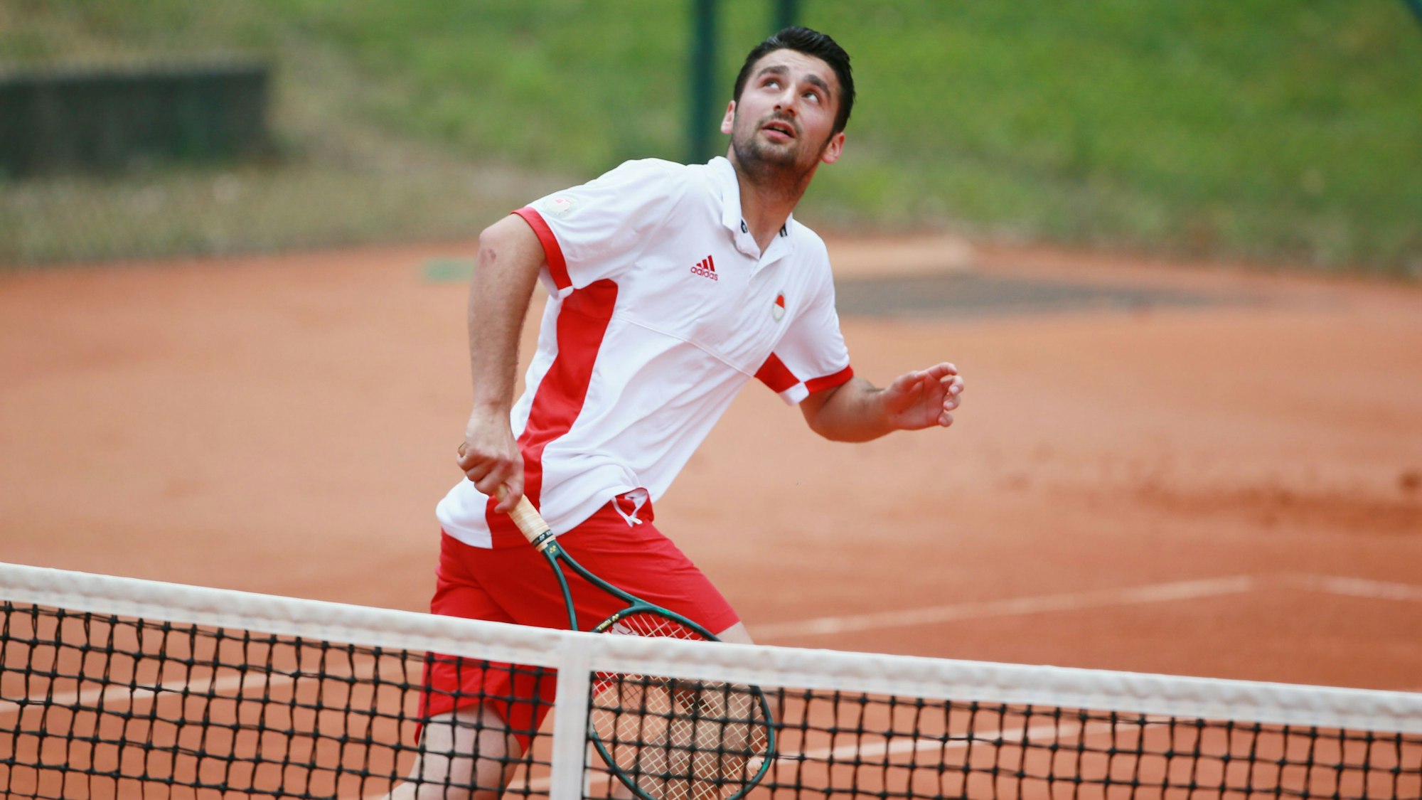 Kölner THC Stadion RW vs. TC Lese Grün-Weiss Köln, Tennis Herren, Hazem Naw (THC RW)
14.06.2020
Bild: Herbert Bucco