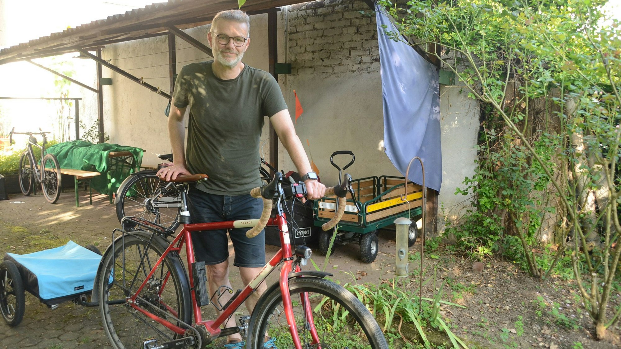 Der Siegburger Felix Franke und seine Familie leben seit einigen Jahren ohne Auto. Wie sie den Alltag bewältigen, hat er erzählt.