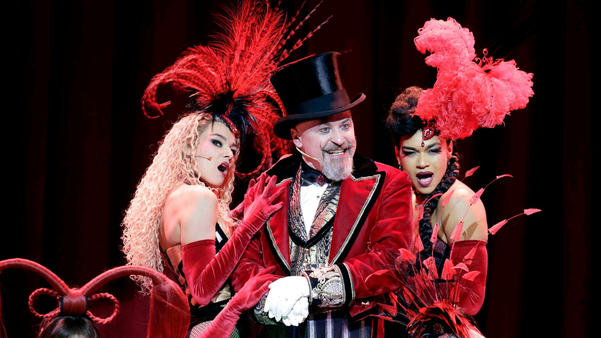 Einen Ausschnitt von Moulin Rouge gibt es am Samstag zu sehen.