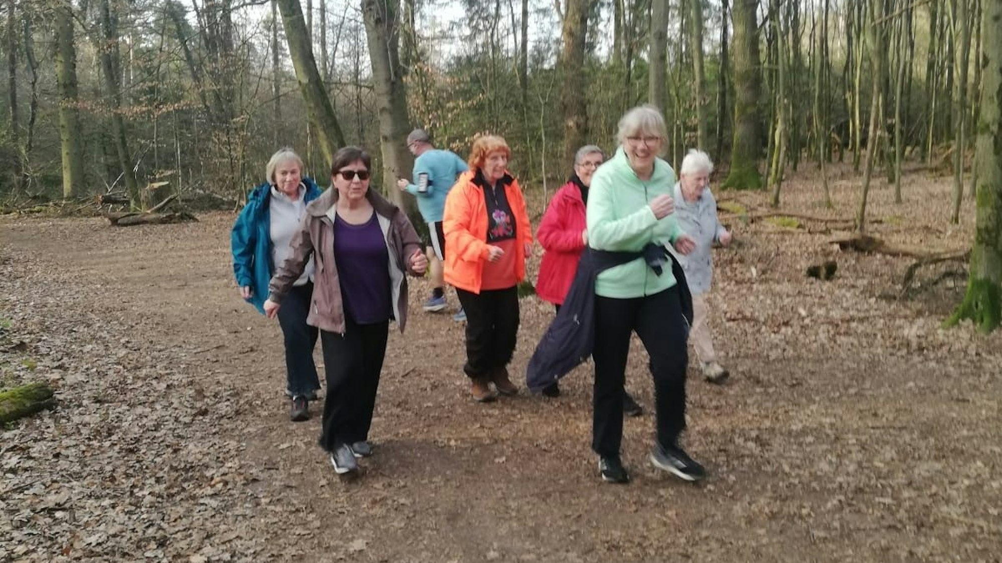 Walking gehört zu den Angeboten, mit denen der Verein für Gesundheit und Sport (VGS) in Rösrath aktiv ist.
