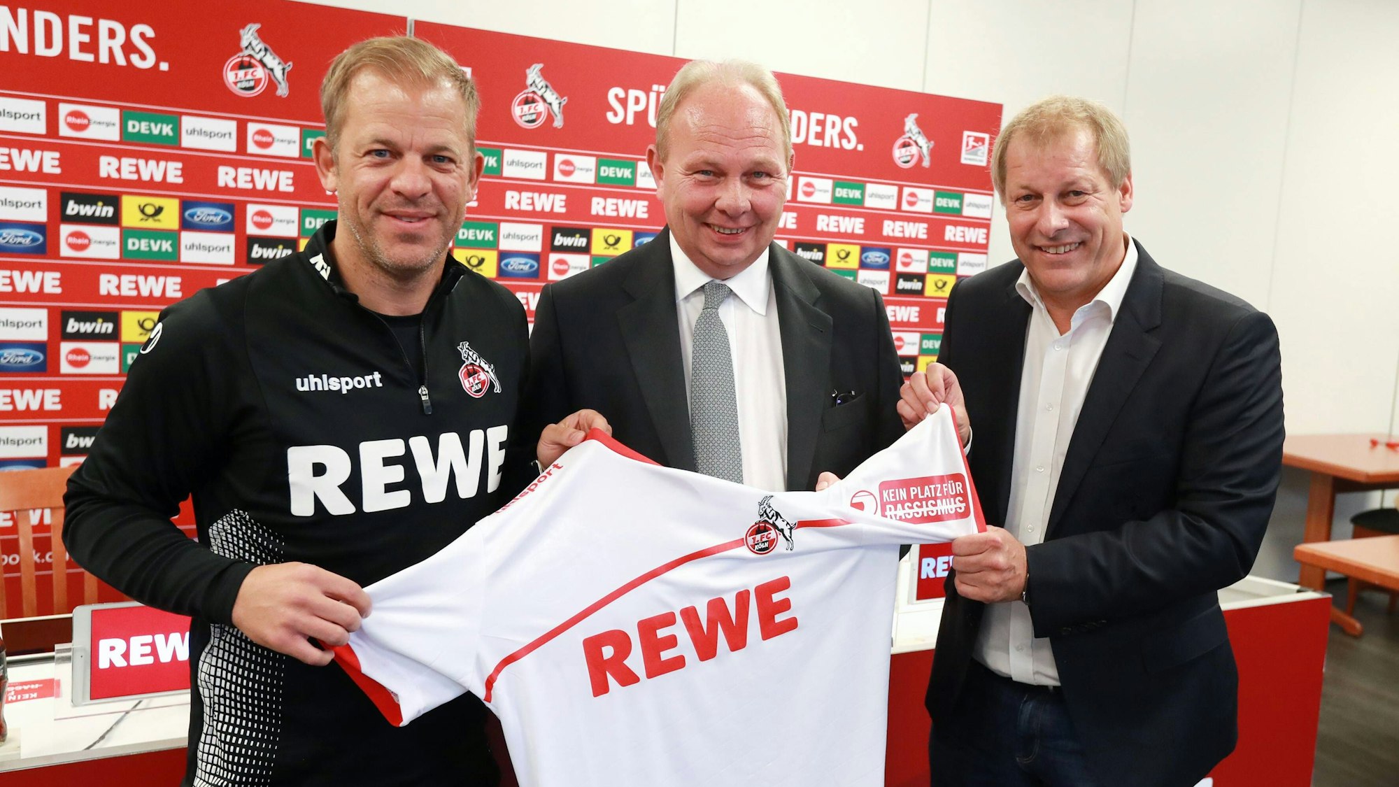 Gottfried Rüßmann (Mitte) soll als DEVK-Vorsitzender in den Mitgliederrat des 1. FC Köln gewählt werden.