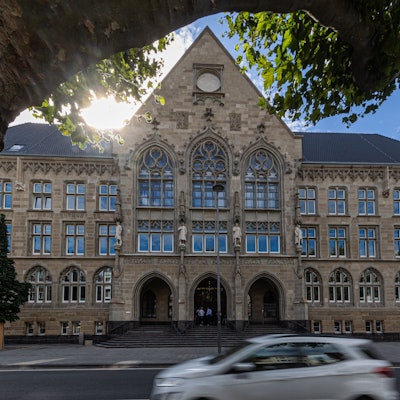 Außenfassade des Hansa-Gymnasiums.