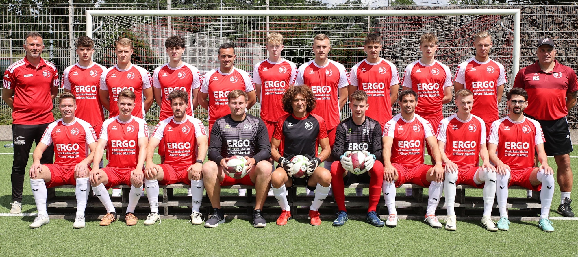 Mannschaftsfoto des VfR Wipperfürth.