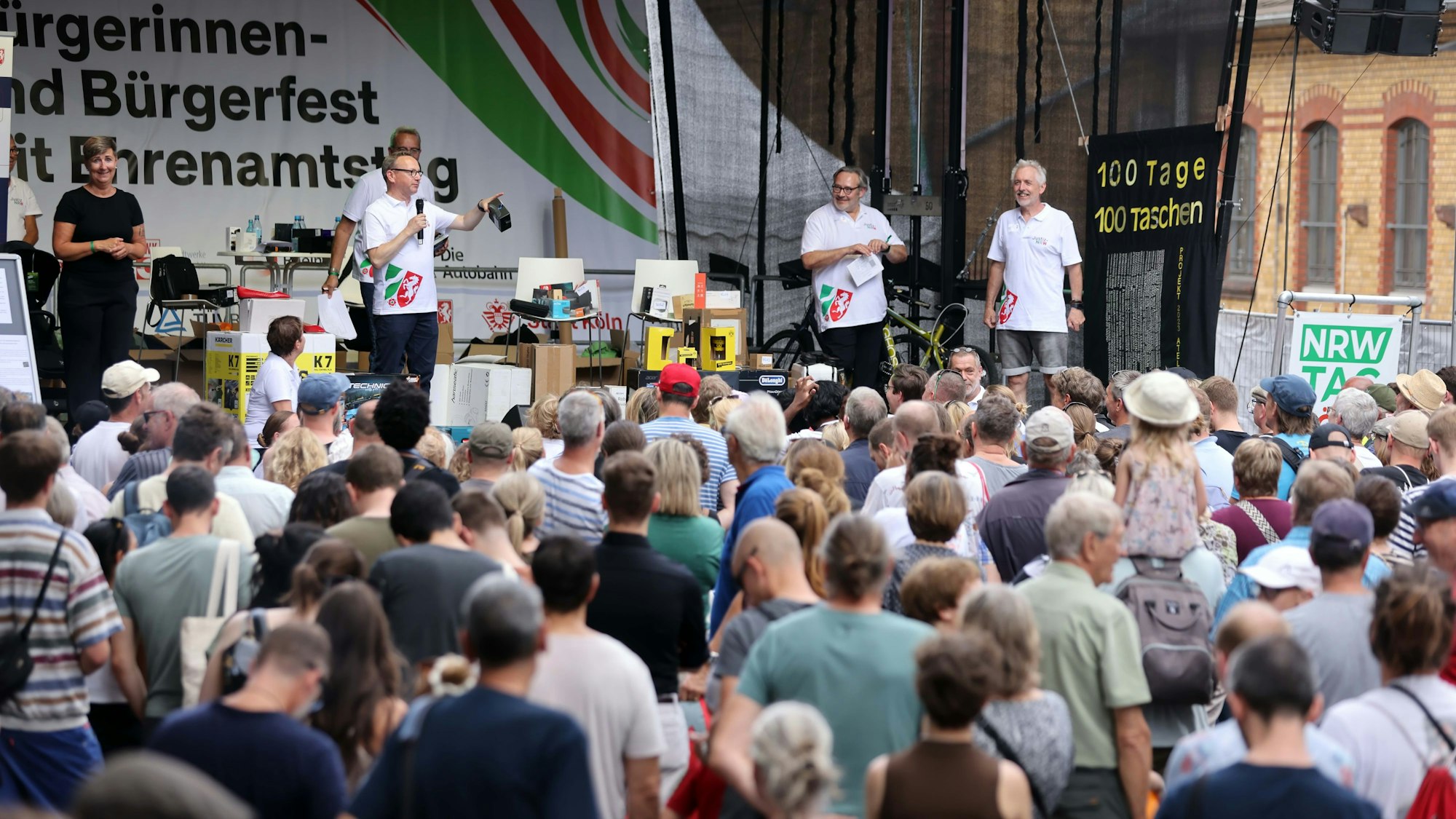 Den NRW-Tag im Rheinauhafen besuchten am vorvergangenen Wochenende rund 250.000 Menschen. Für die Sicherheitskräfte bedeuten solche Veranstaltungen eine enorme Herausforderung.