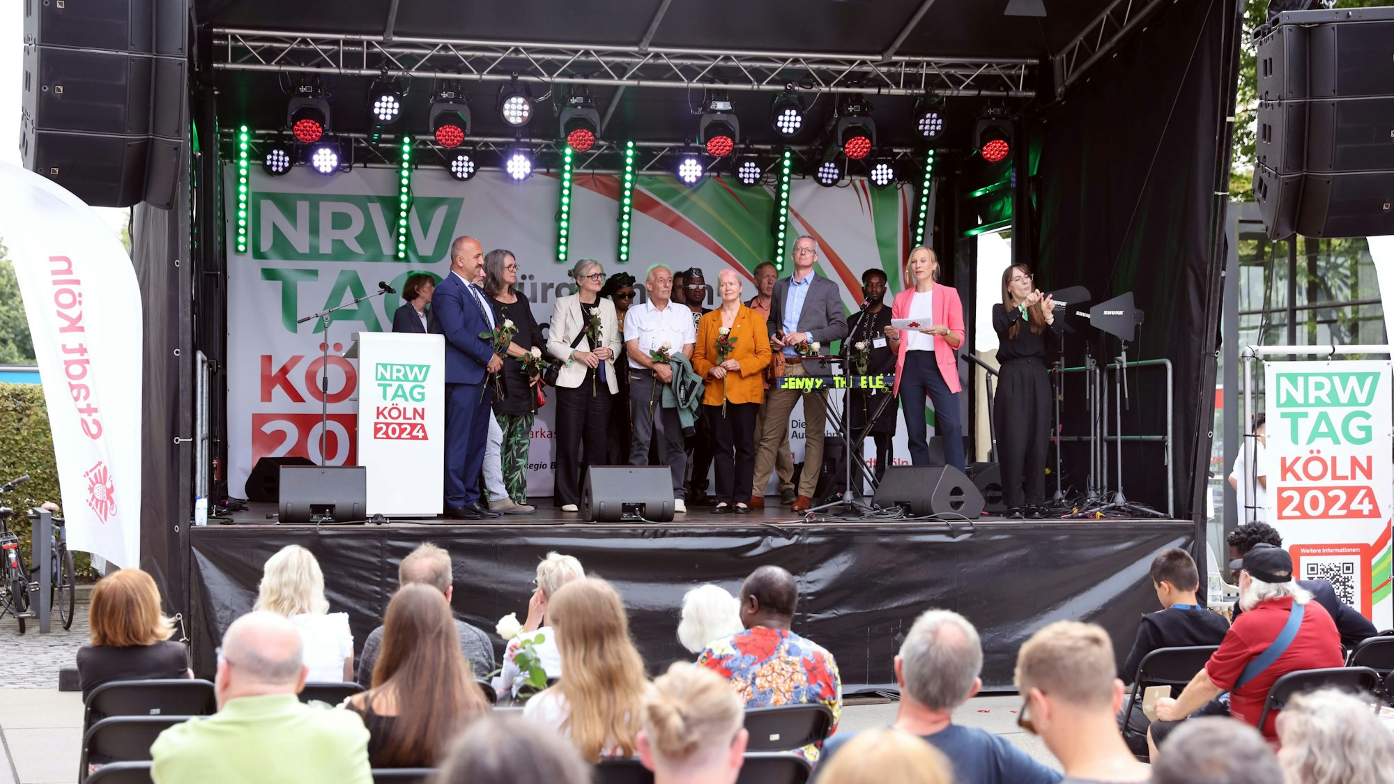 Dieses Jahr war die Verleihung des Ehrenamtspreises in die Feierlichkeiten zum NRW-Tag eingebaut.