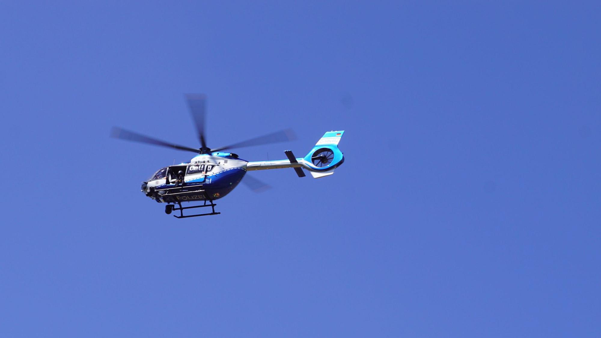 Das Bild zeigten einen Polizeihubschrauber.