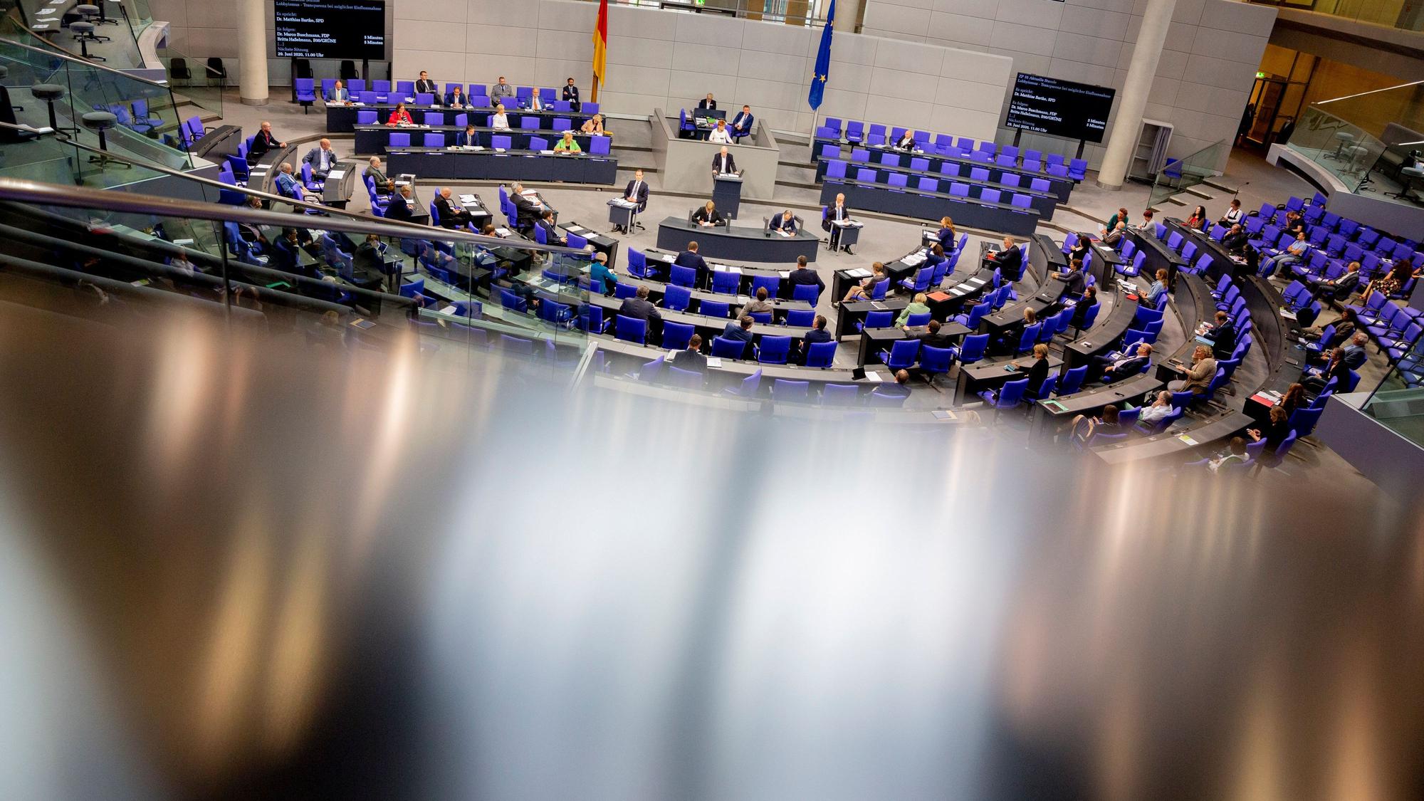 Sitzung des deutschen Bundestages bei einer aktuellen Stunde zum Thema Lobbyismus.