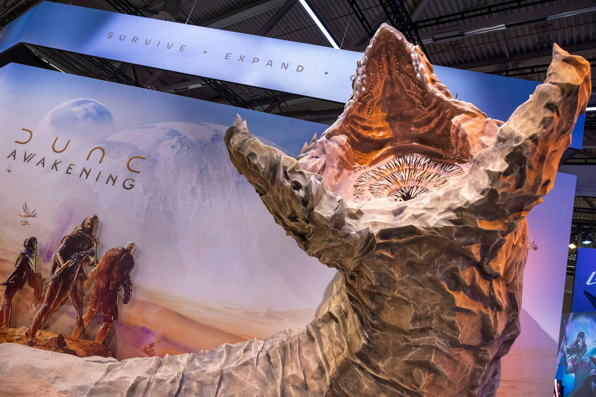 Das Spiel Dune: Flucht vor Raktenwürmern.
