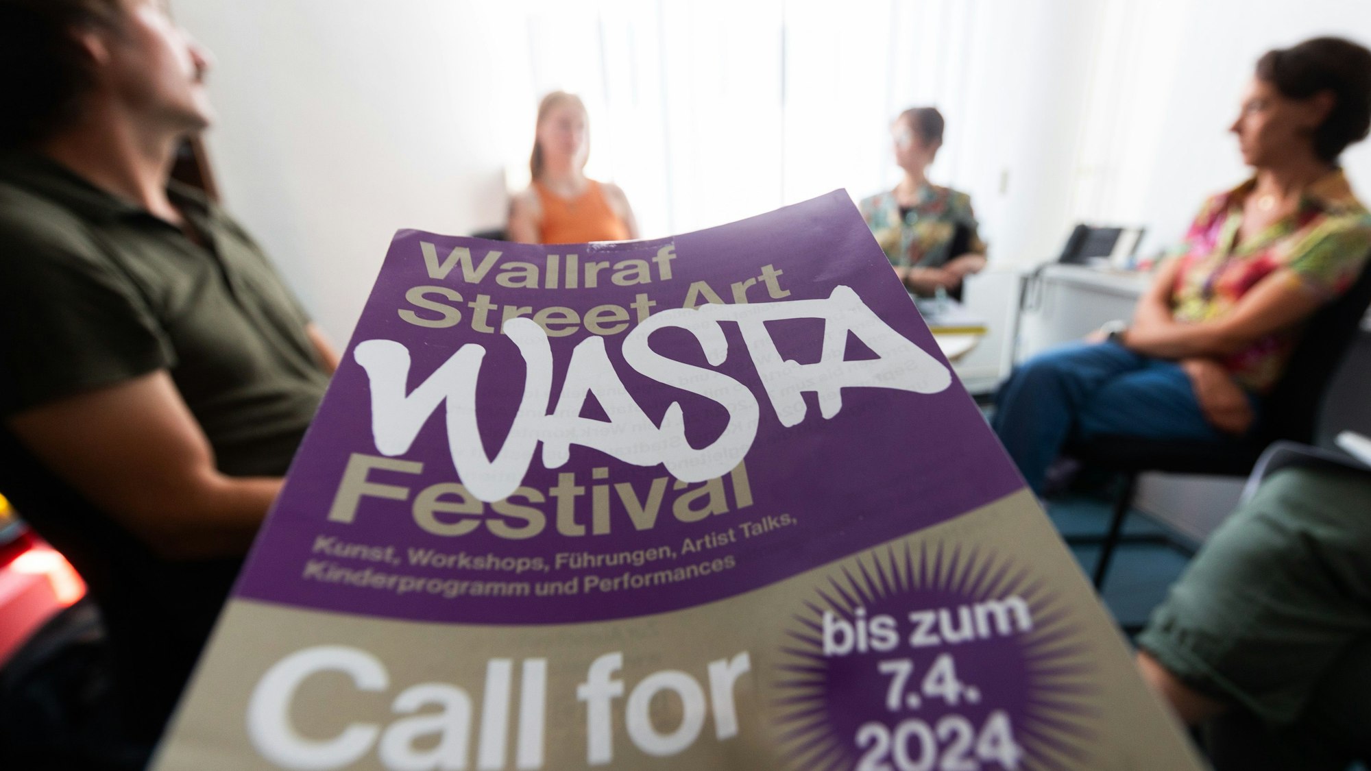 Plakat mit Aufruf für die Teilnahme am Festival.