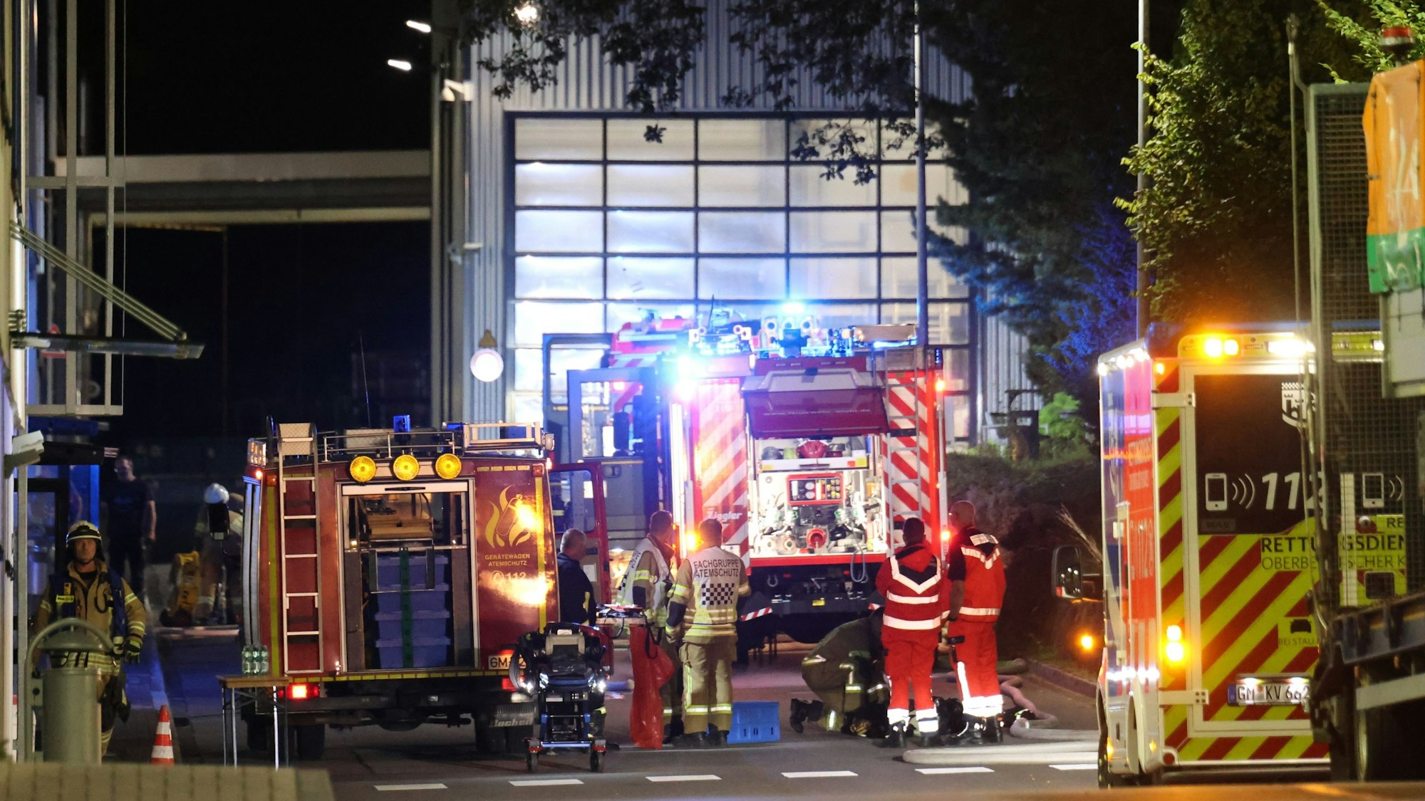 Löschfahrzeuge an der Einsatzstelle