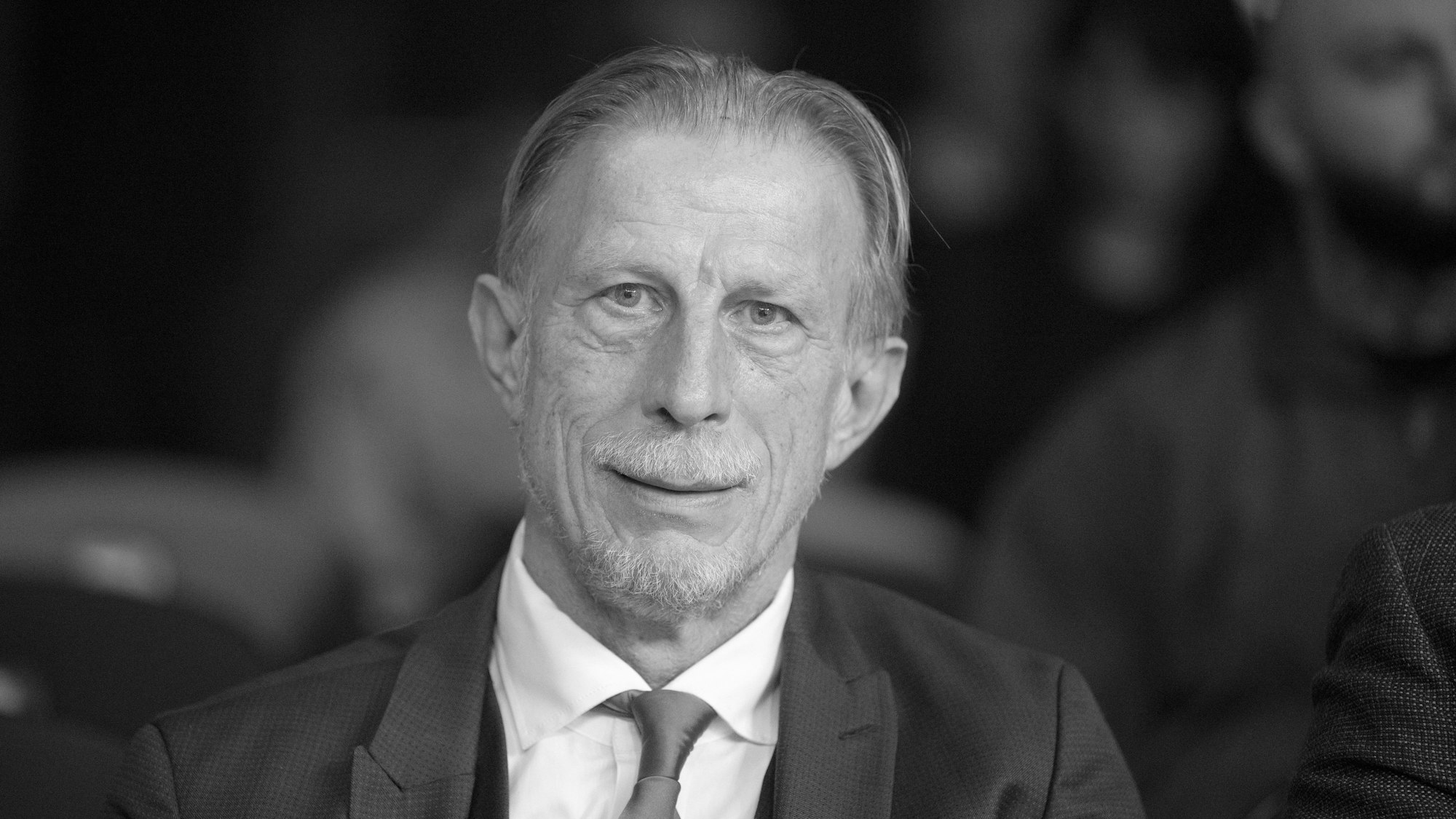 Es ist Christoph Daum zu sehen.