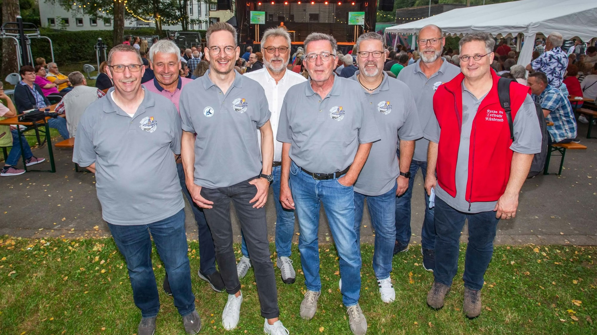 Das Organisationsteam der 850-Jahr-Feier (von links): Guido Lemmer, Hans Stöcker, Sebastian Gissinger, Klaus Noss, Christoph Gissinger, Frank Peterson, Andreas Kürz, Jürgen Siemeth und (nicht im Bild) Konrad Schneider.