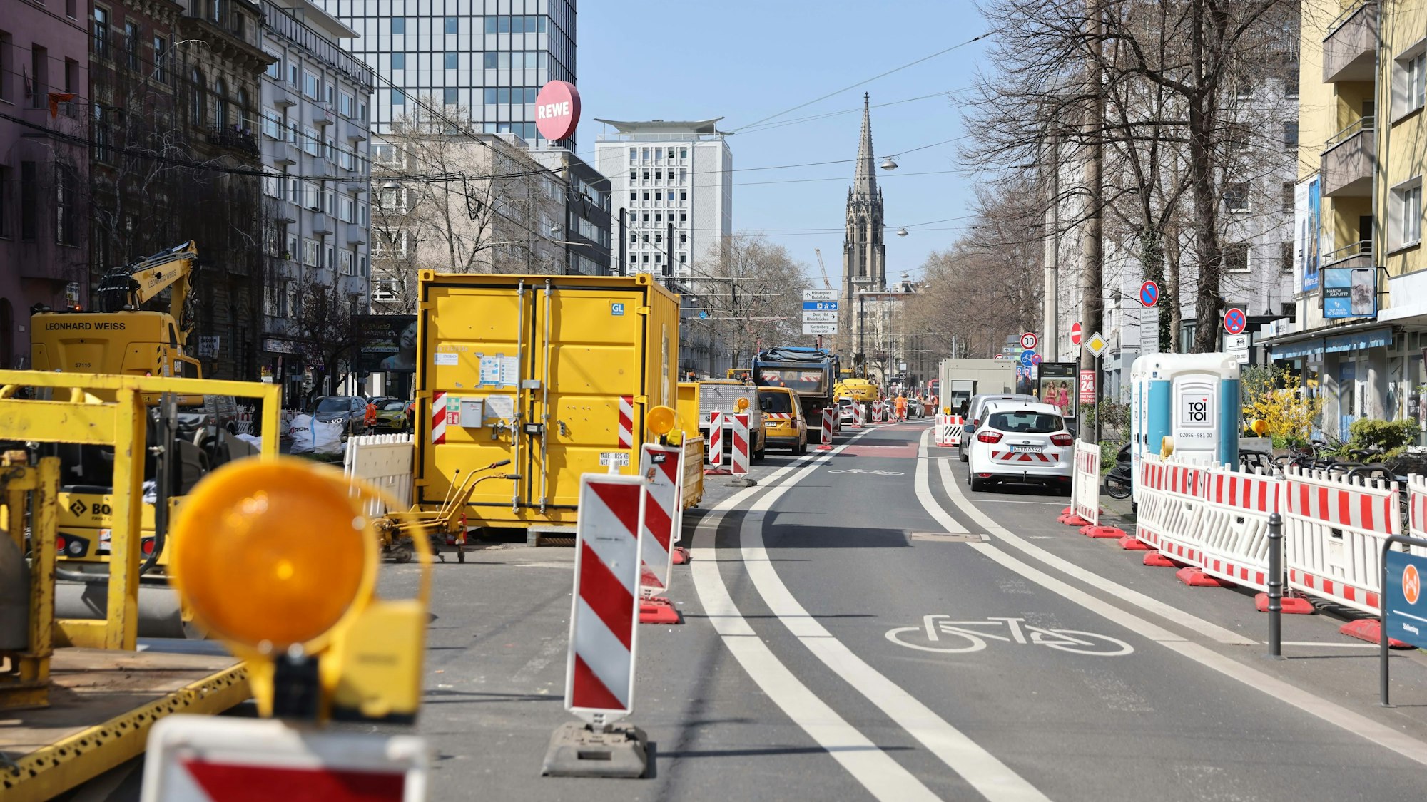 KVB-Baustelle am Barbarossaplatz