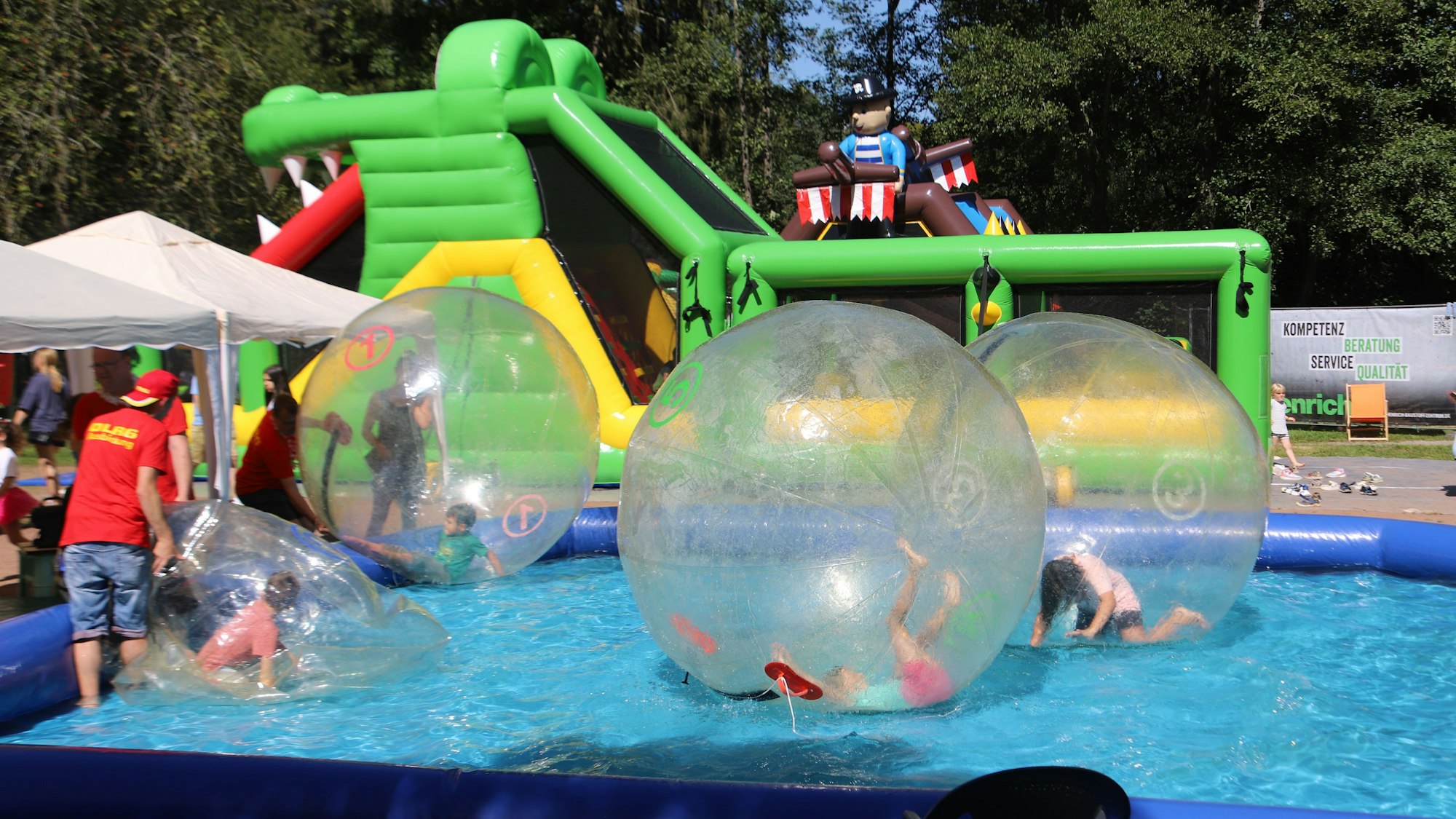 Der Bröltaler SC und der Bürgerverein Schönenberg veranstalteten zum zweiten Mal die Aktion Bröltal bewegt, mit großem Erfolg.