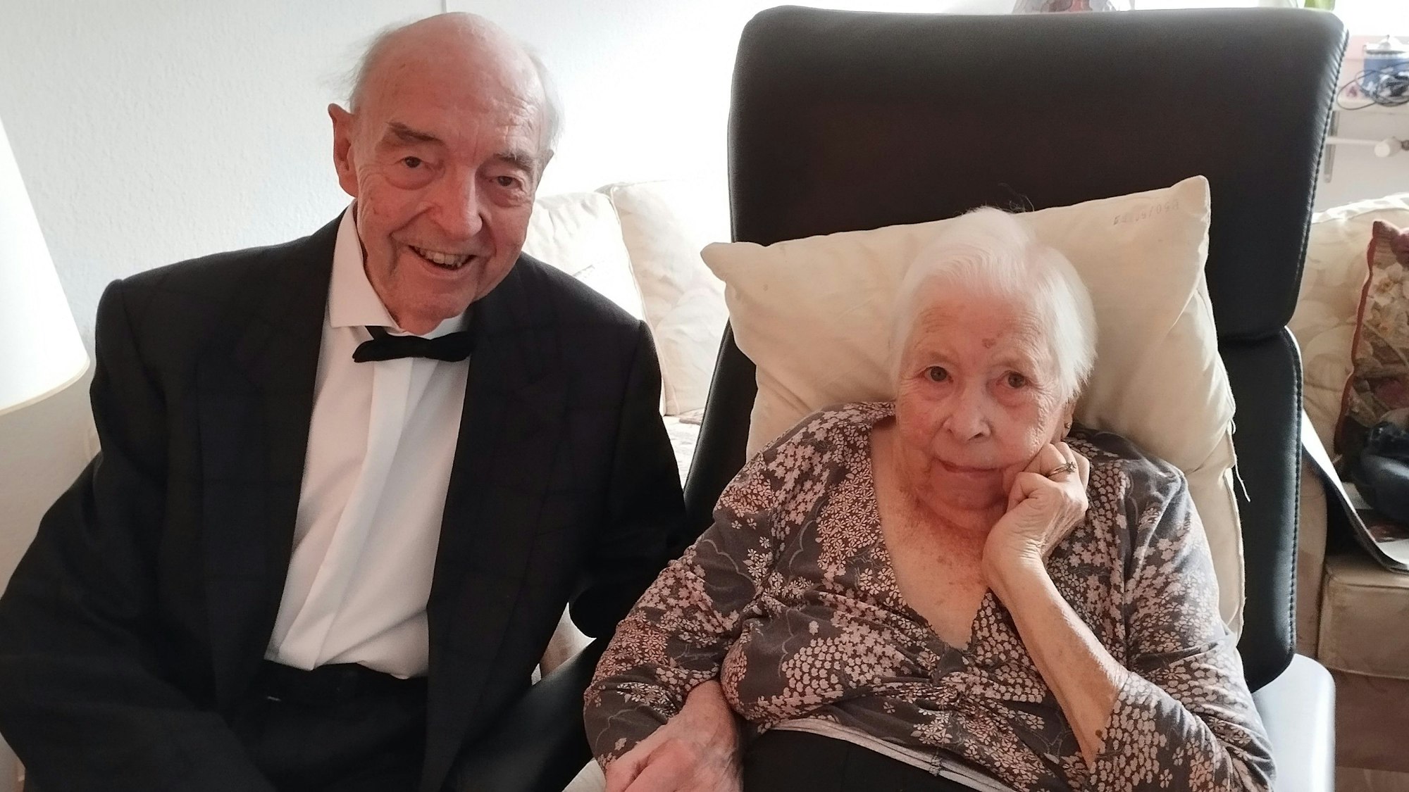 Zu sehen sind Elise und Hendrik Härtel.