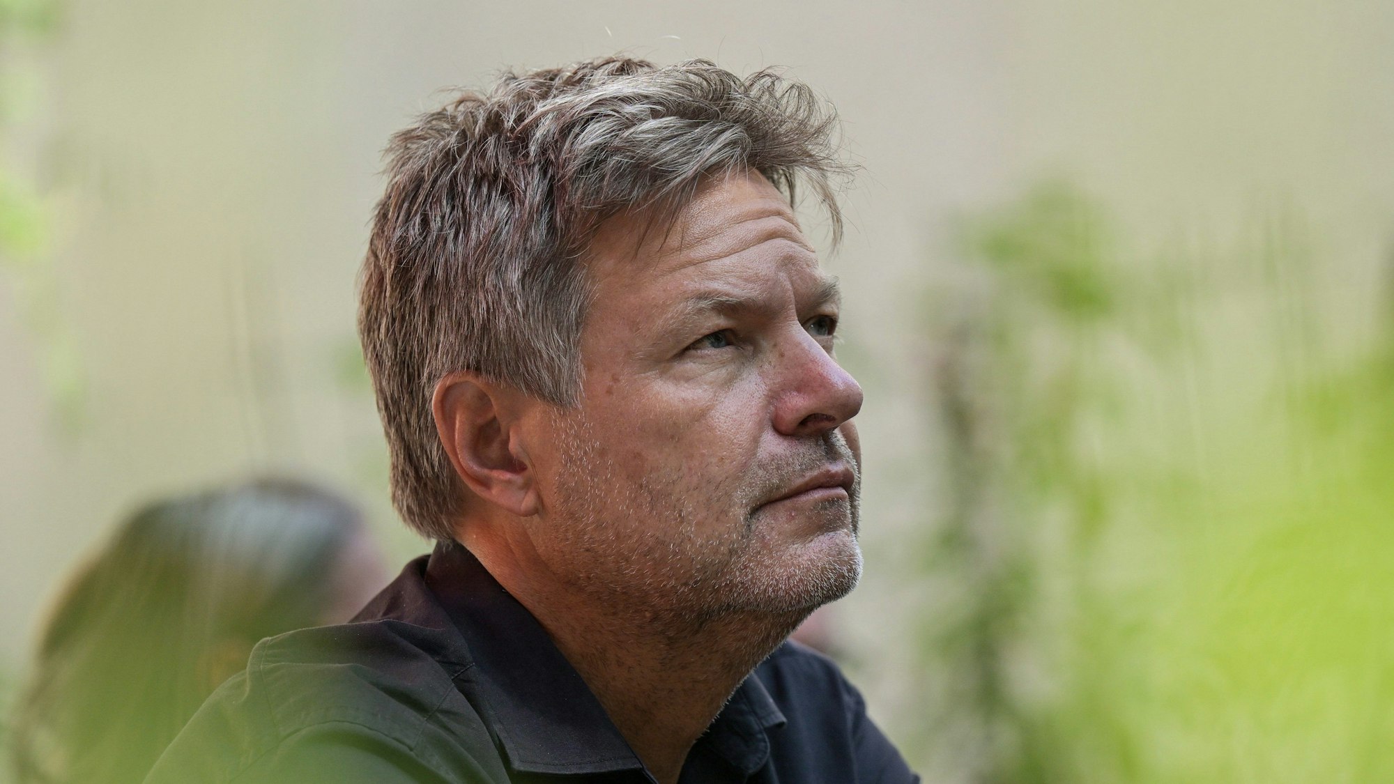 Robert Habeck (Bündnis 90/Die Grünen), Vizekanzler und Bundesminister für Wirtschaft und Klimaschutz, nimmt an einer Wahlkampfveranstaltung von Bündnis 90/Die Grünen in Thüringen teil.