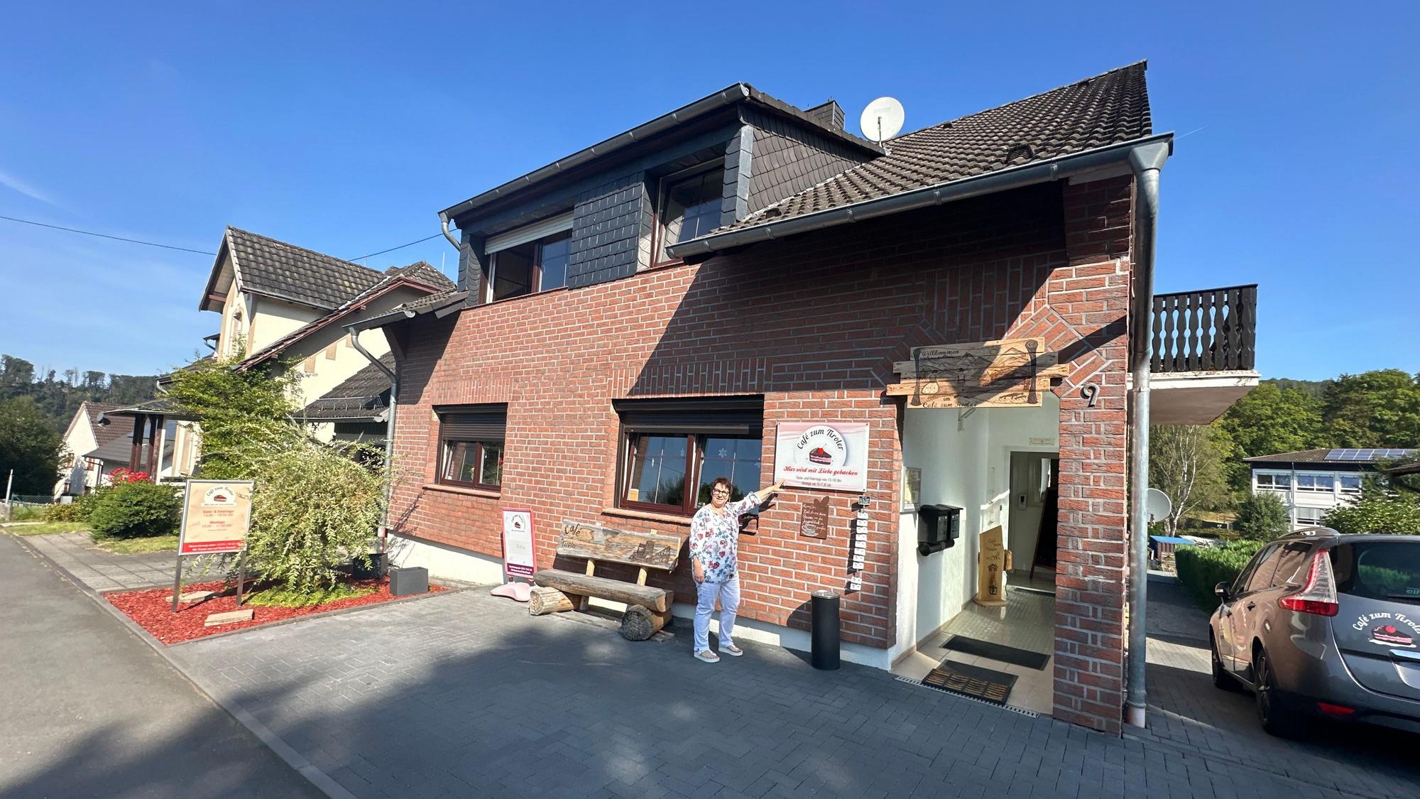 Wo heute Café zum Tiroler in Windeck-Schladern zu finden ist, war früher ein Tante-Emma-Laden.