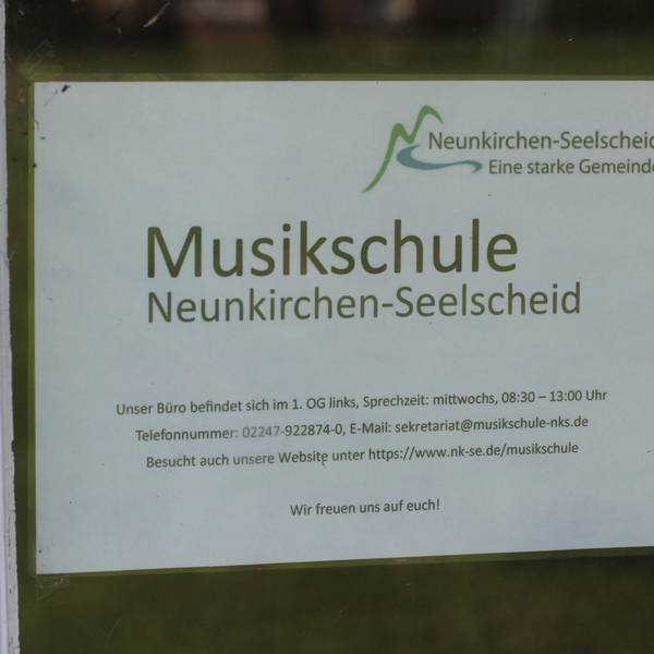 Schild der Musikschule in Neunkirchen-Seelscheid.