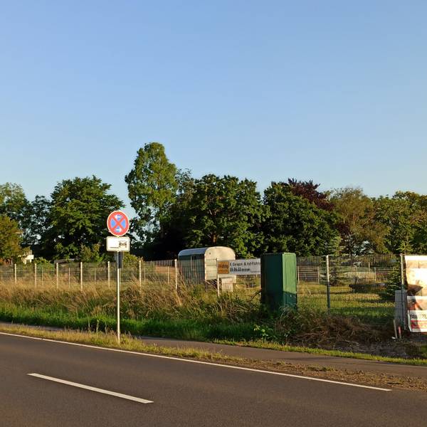 An der Kölner Landstraße in Widdig soll ein Netto-Markt gebaut werden.