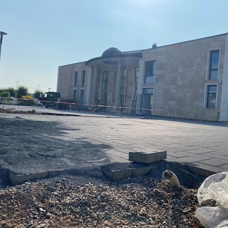 Zu sehen ist die neue Brühler Moschee.