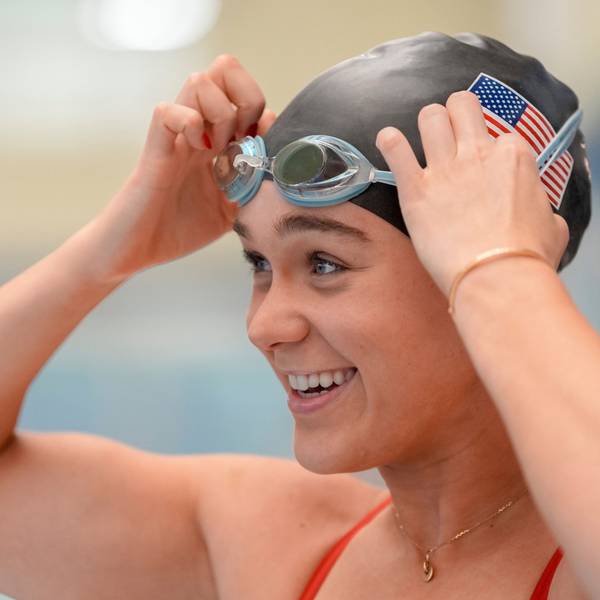 Hofft auf Medaillen in Paris: Schwimmerin Alexandra Truwit lebt mit einer Prothese.
